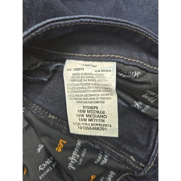 Lee Perfect Fit Jeans Womens 16 Medium Blue Straight Leg Stretch Denim Pockets - Picture 3 of 11